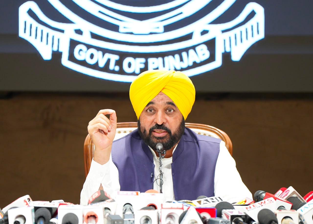 Punjab News:Centre To Lift 18 Lakh Metric Tonnes Of Old Grain Stock Lying In Punjab Mandis Before Paddy Procurement: CM Bhagwant Singh Mann