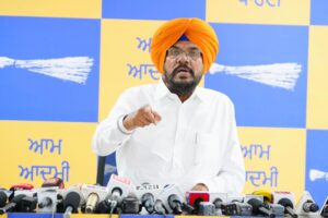Punjab News:ED 's action is not an agency raid , but an attack by Delhi on Punjab . Punjabis have never bowed before such forces: Kuldeep Singh Dhaliwal